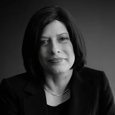 Laura Sparks headshot