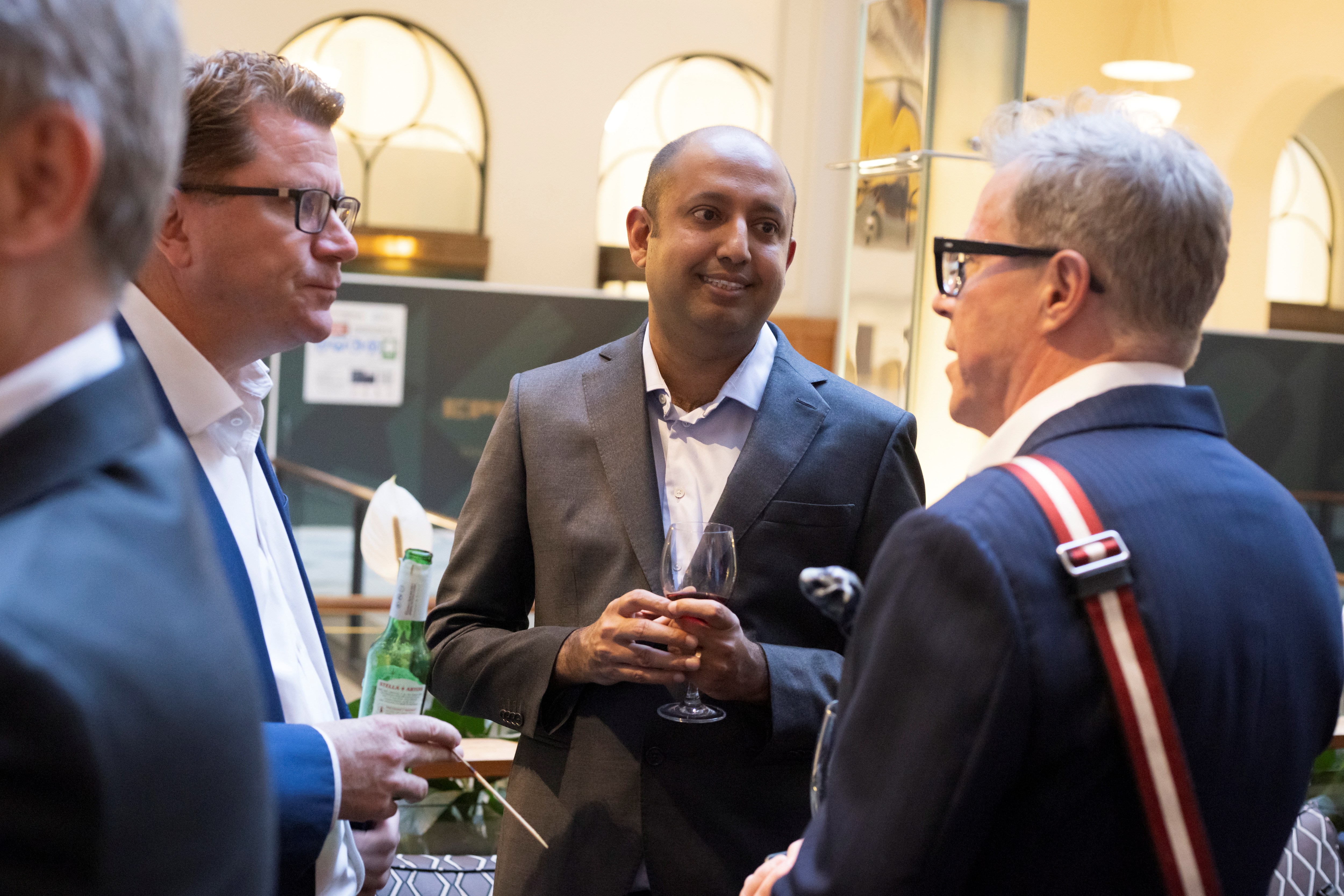 Emanuel Datt at the Hedge Funds Rock & Australian Alternative Investment Awards 2025, featuring Datt Absolute Return Fund.