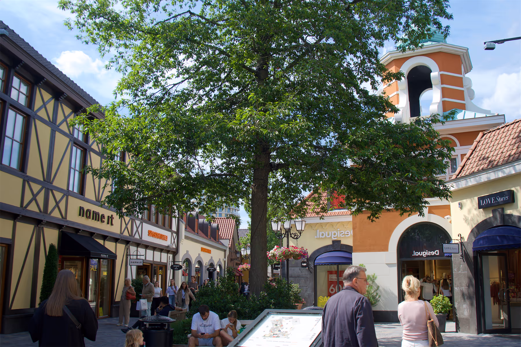 Shoppen in het Designer Outlet in Roermond