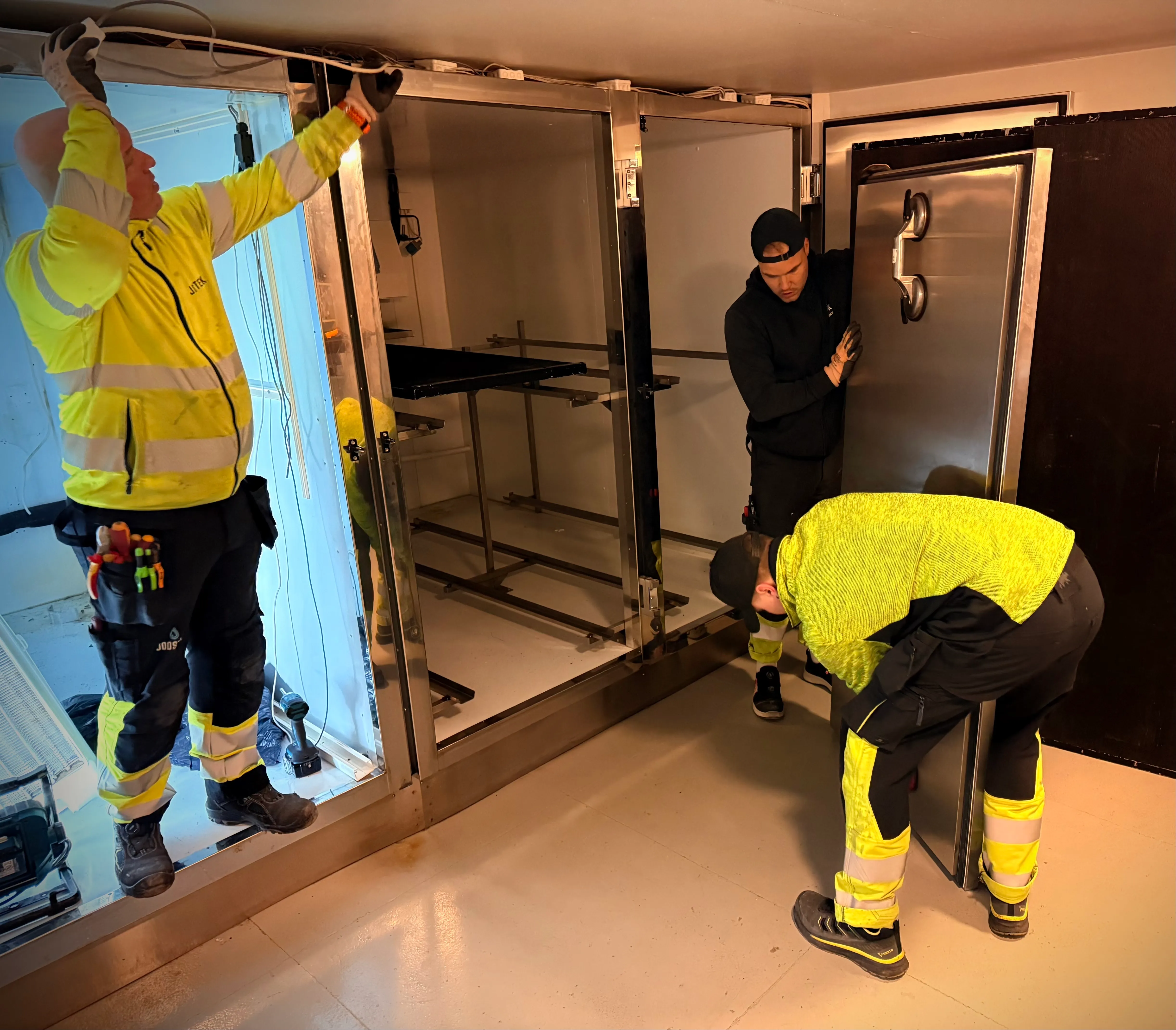 Kylmä- ja pakastetilojen myynti sekä asennus