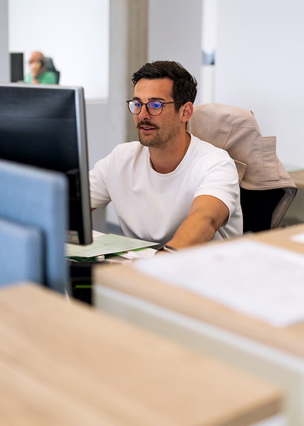 Mitarbeiter im Büro