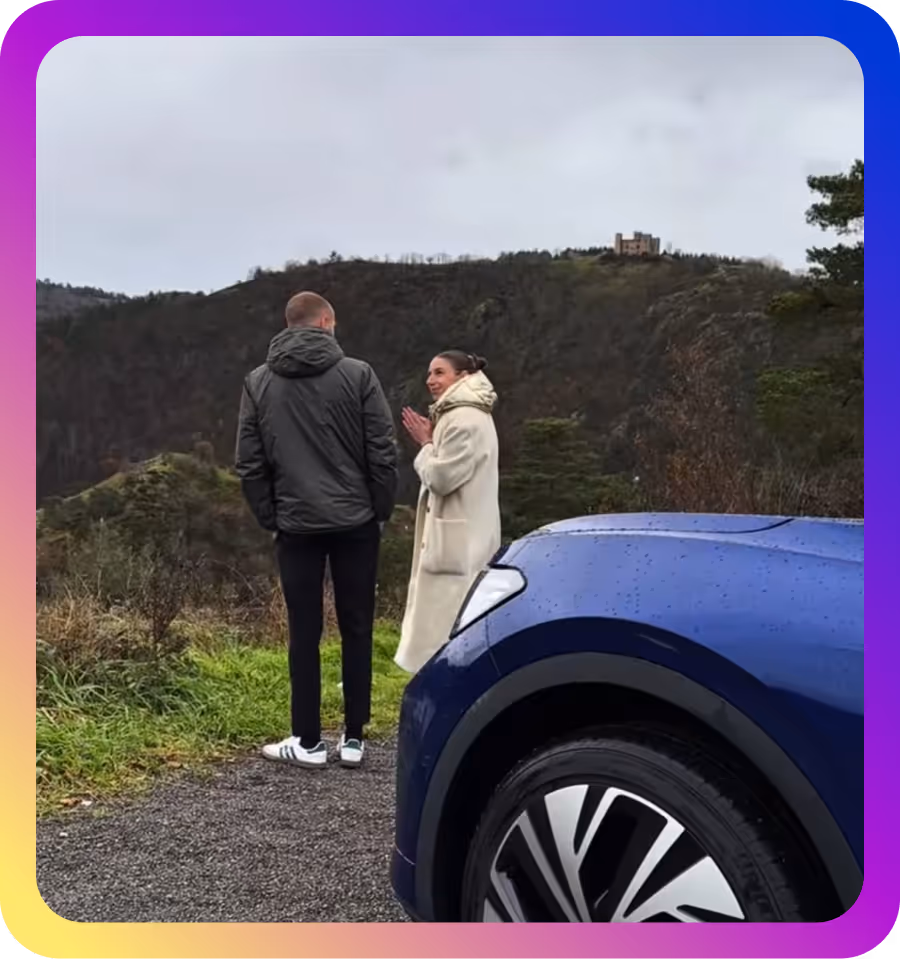 ilona avec son copain dans la nature