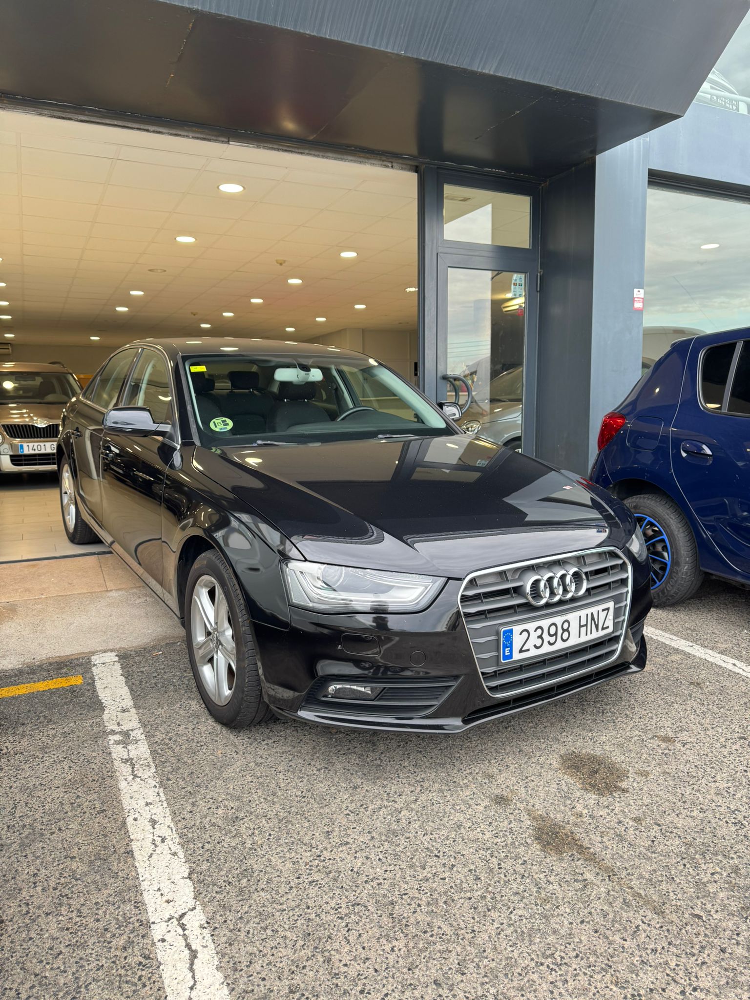 AUDI A4 B8 AVANT 2.0 TDI