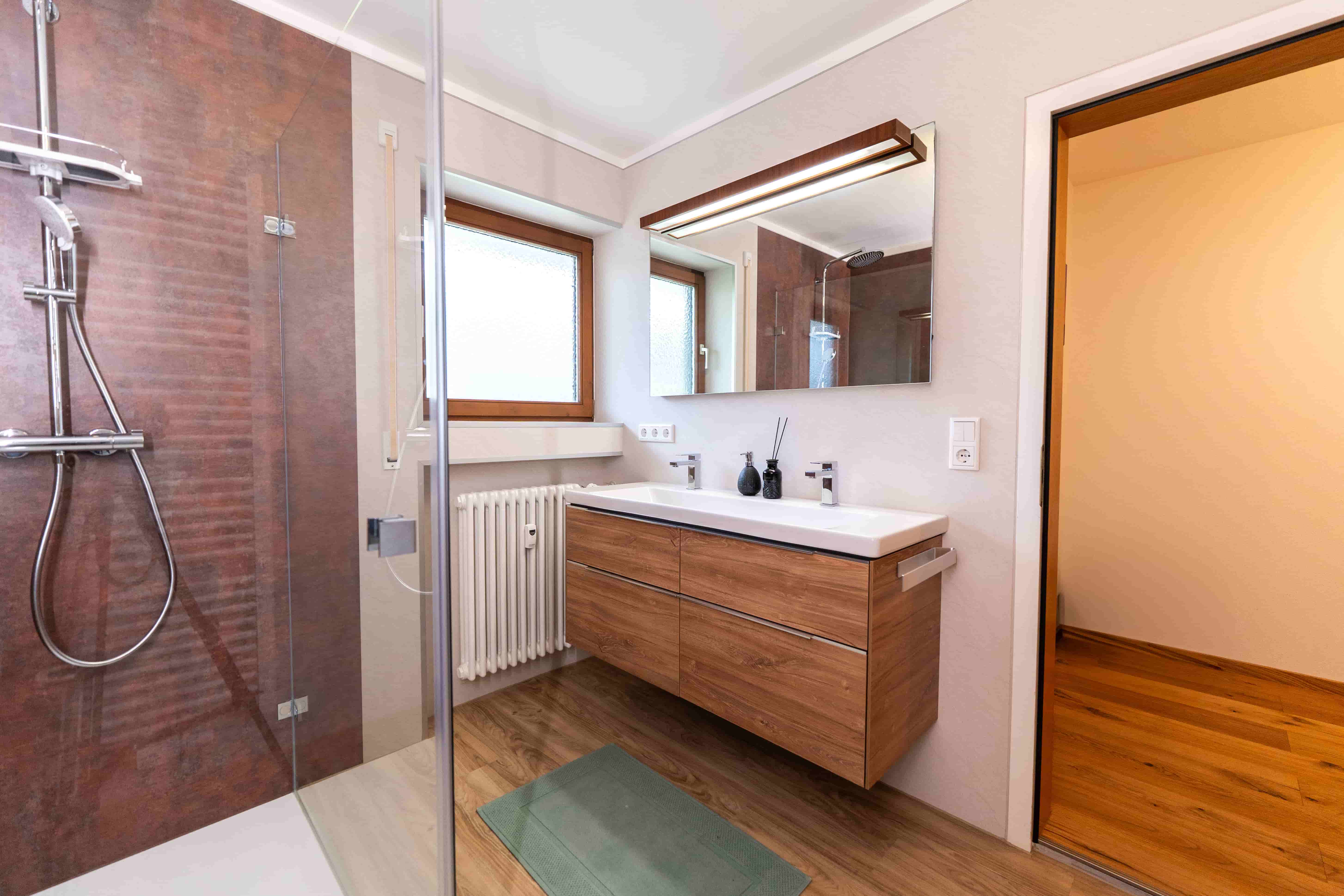 Badsanierung mit fugenlosen Paneelen