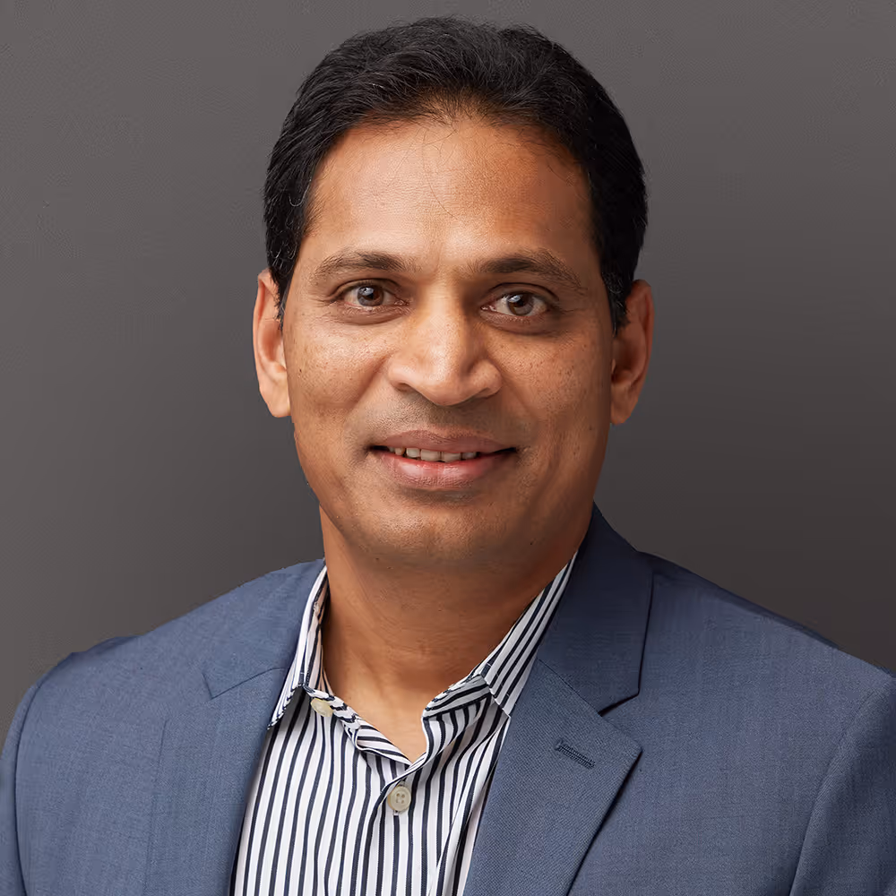 A headshot of Ramesh Makkena