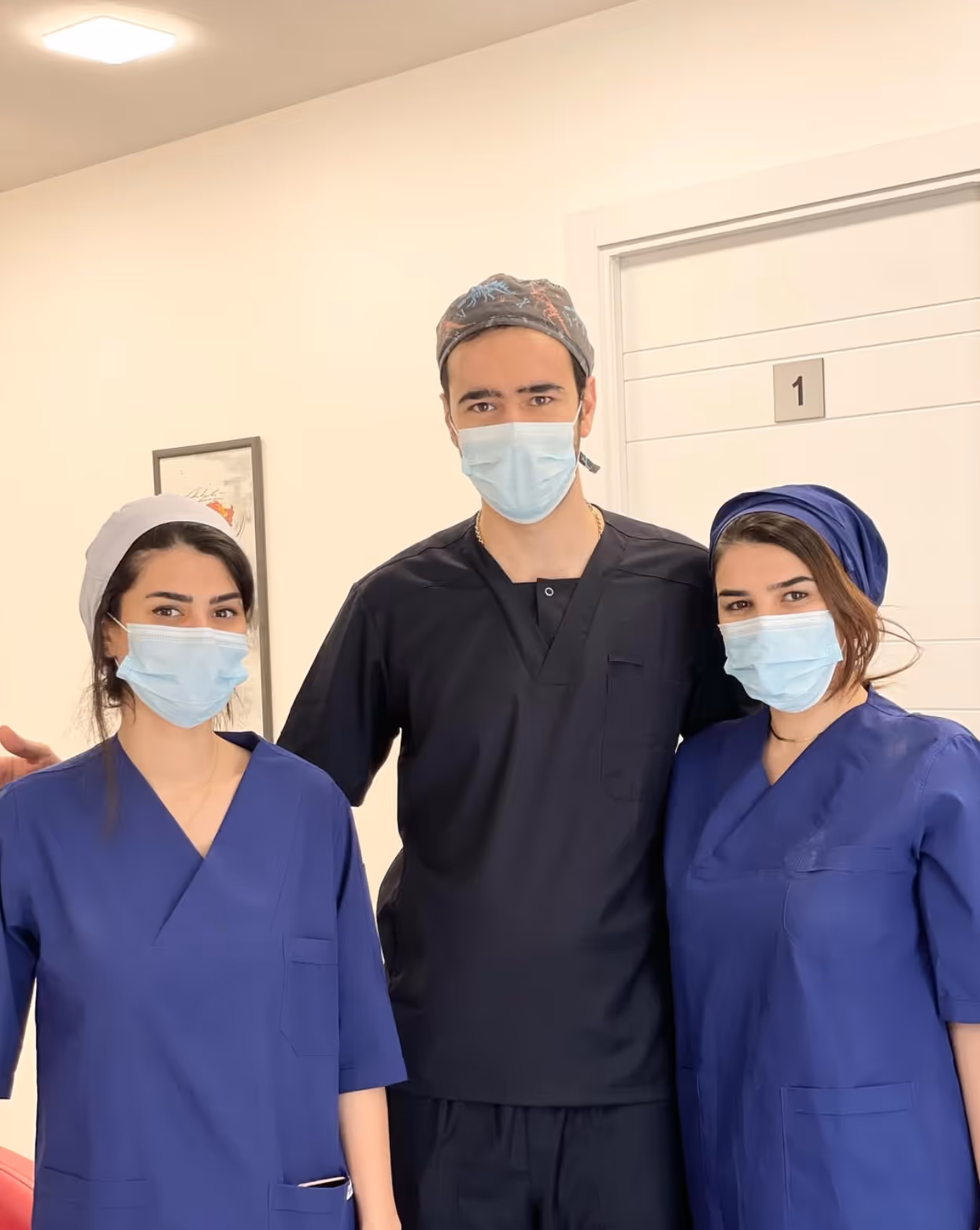 Team photo of Estetime Hair Restoration Clinic.