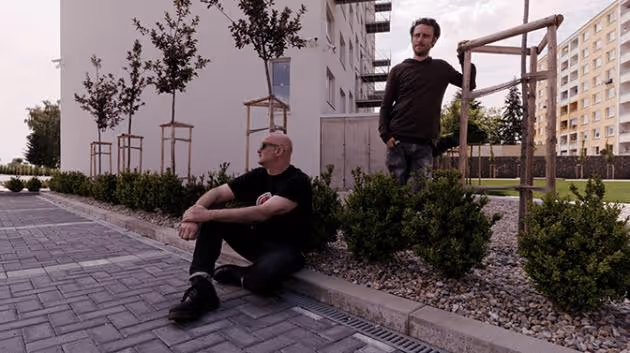 Člověk v zateplené krabici