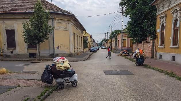Maďaři mají pozoruhodný systém upcyklace věcí. Vládě nevoní