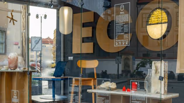 Český eco-design v laboratoři budoucnosti aneb na pomezí ideí a marketingu