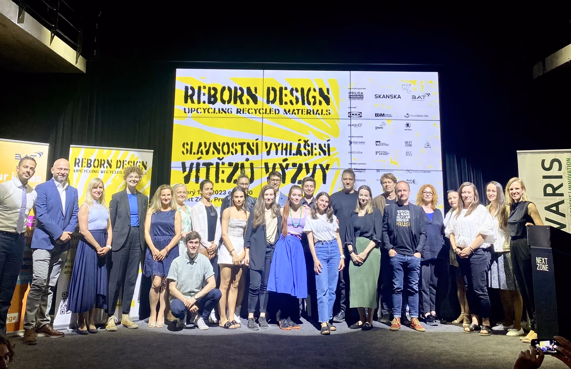 Reborn Design 2023: Rakve pro zvířata, akustické panely a nábytek z odpadu