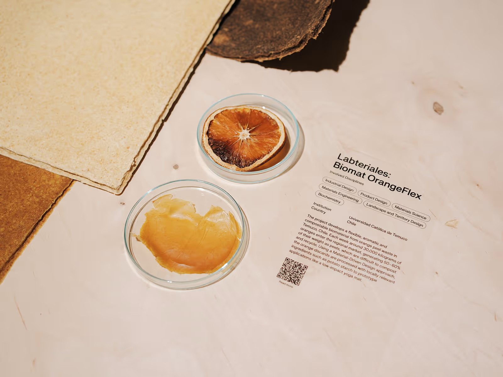 Collaborative & Conscious Material Design: Výstava a publikace