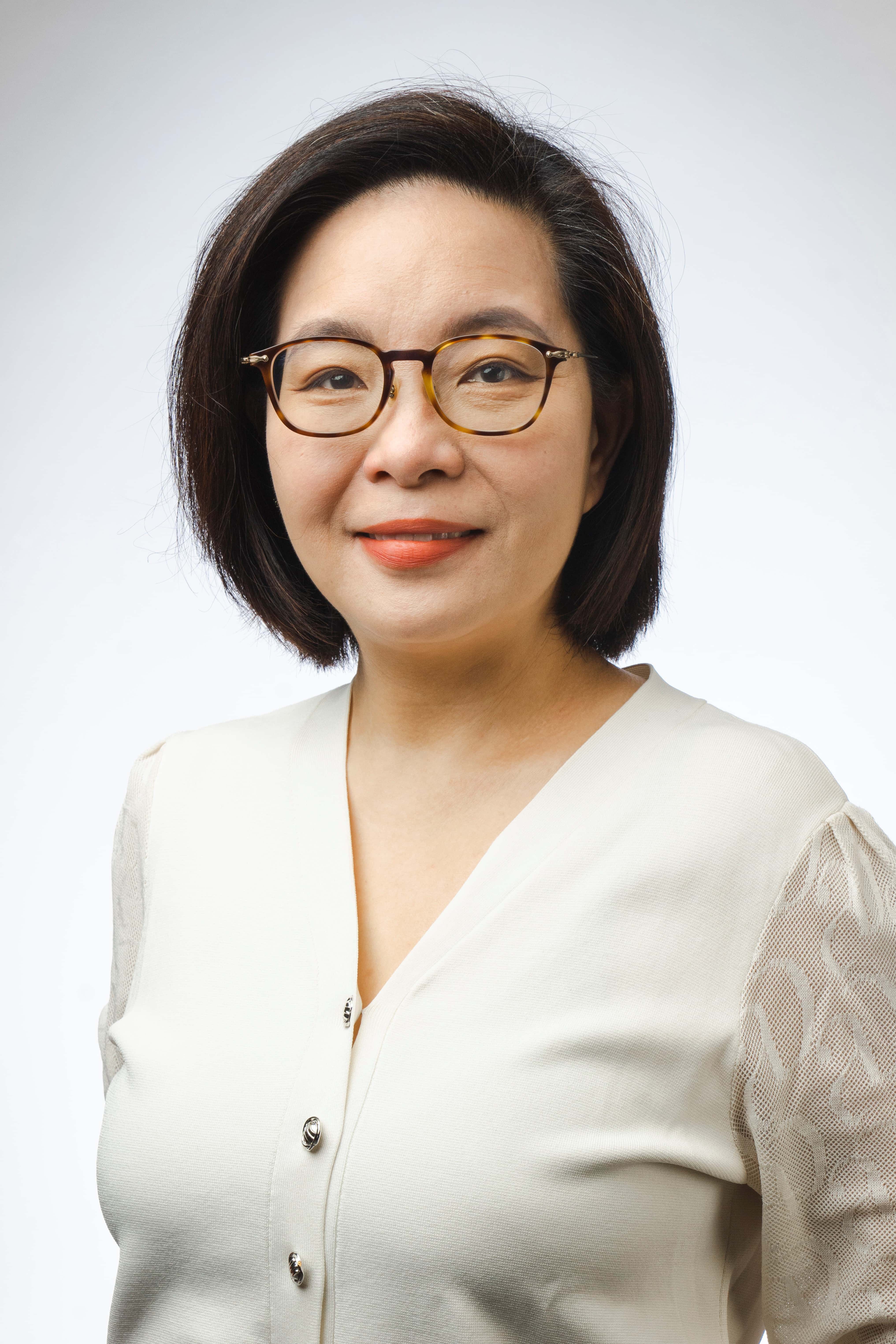 Eileen Chen