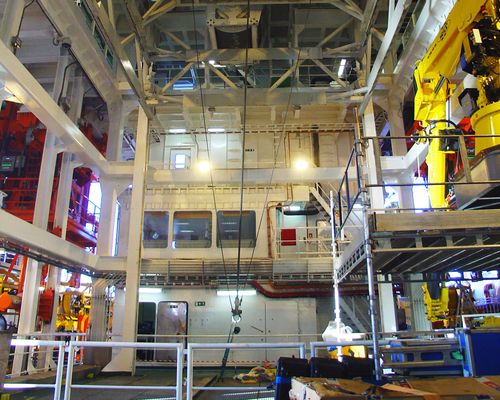 Module handling system