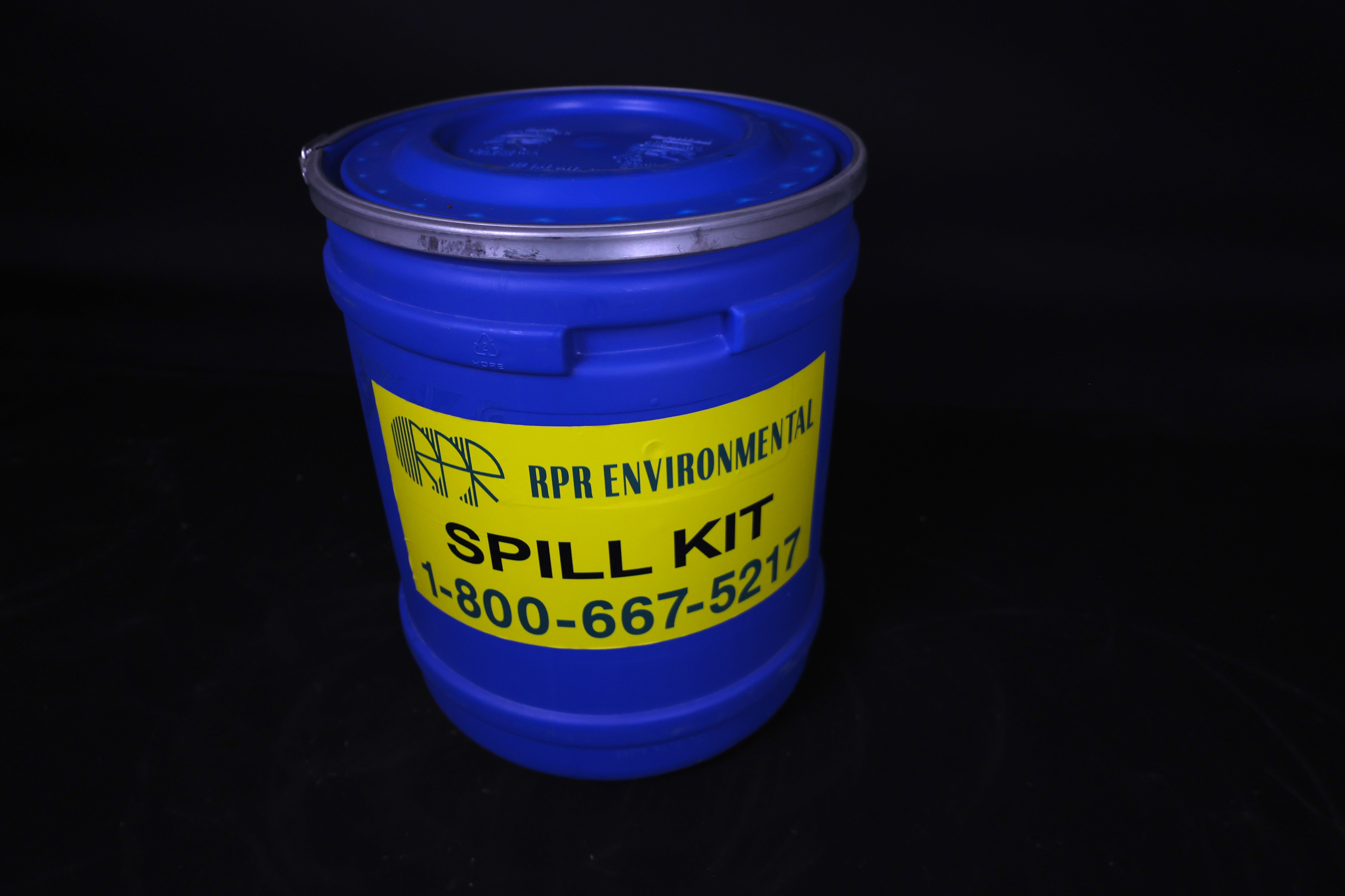 Oil & Chemical Spill Kits