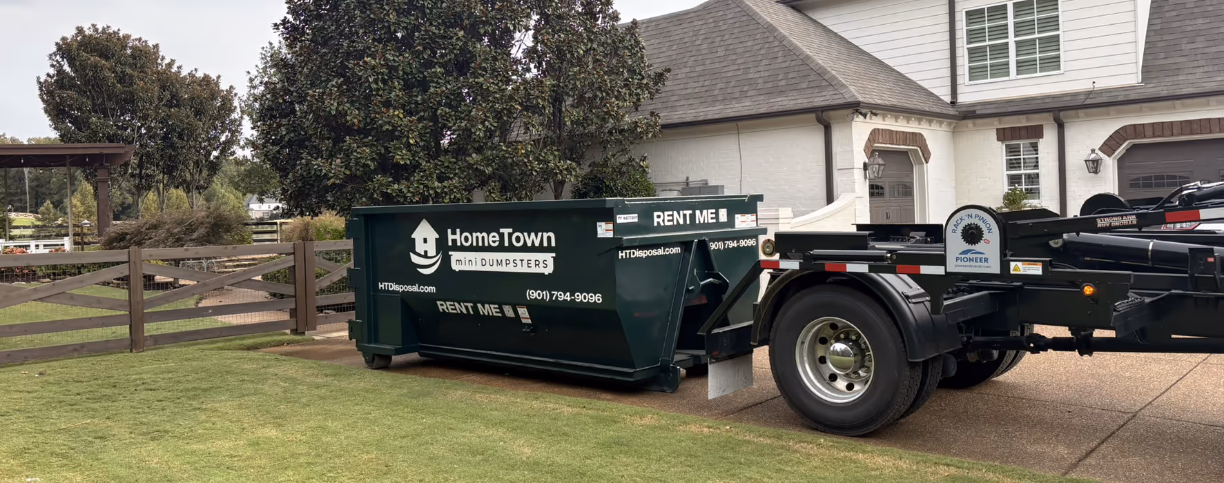 Home Town Disposal mini Dumpster Hero Image
