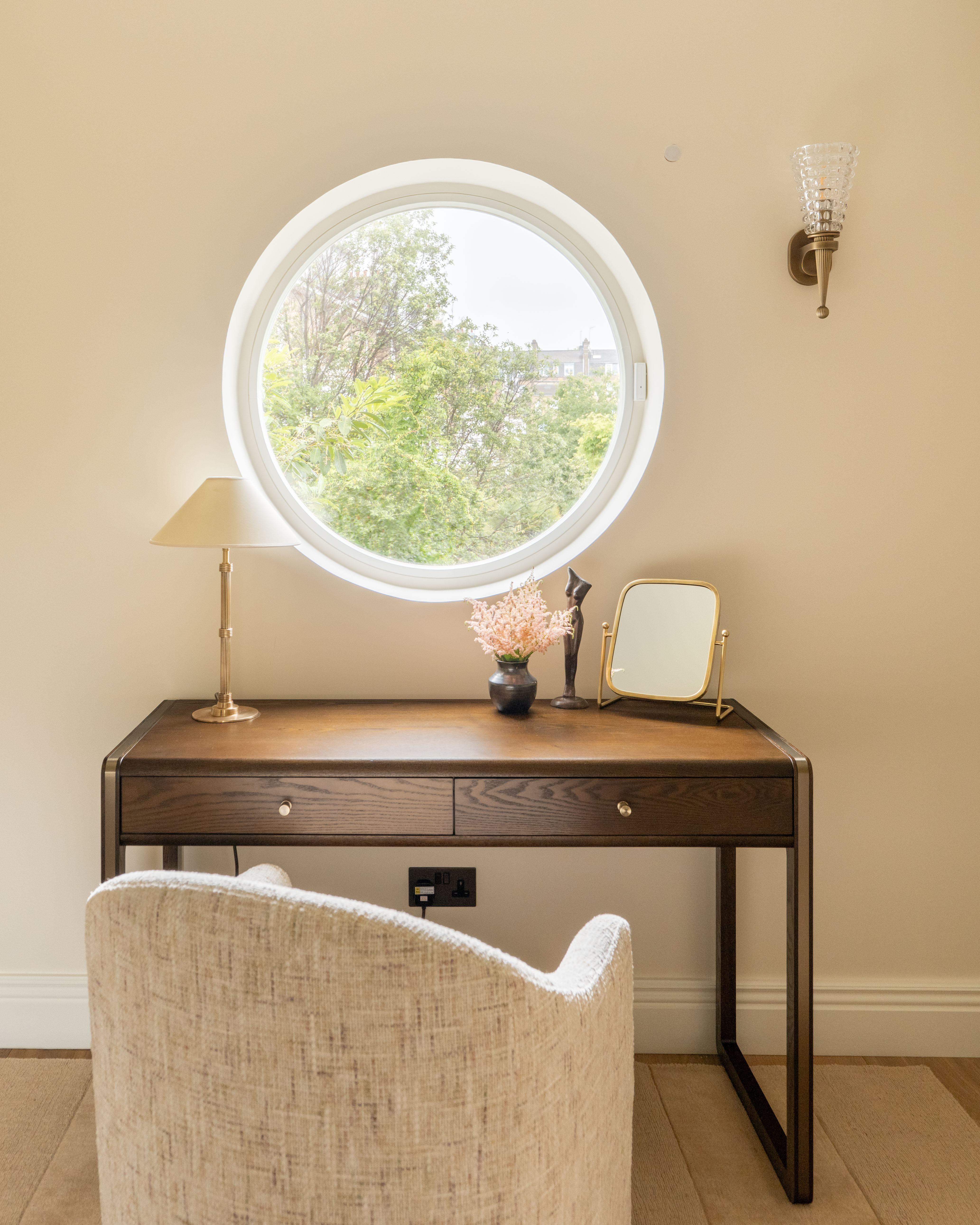 Centre Pivot Window