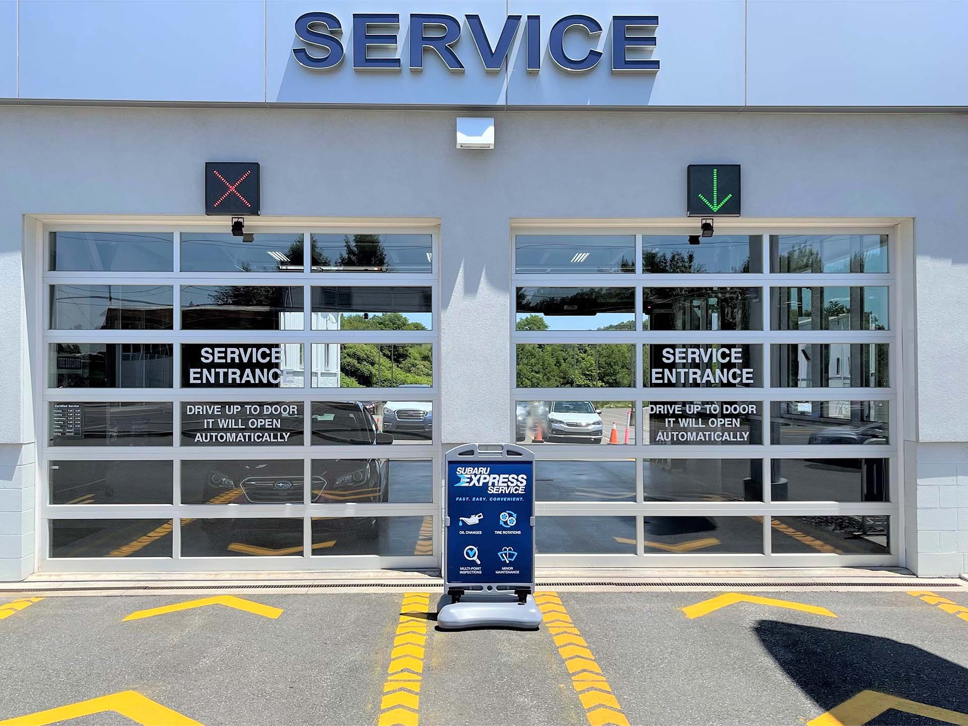 Customer drive-thru entrance with GDI operators