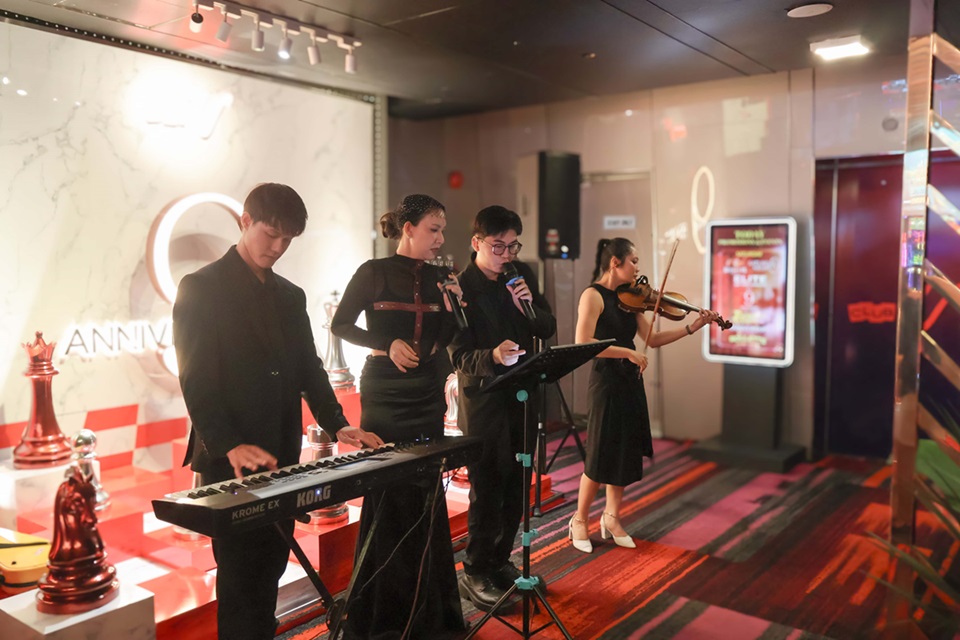 club v party Acoustic