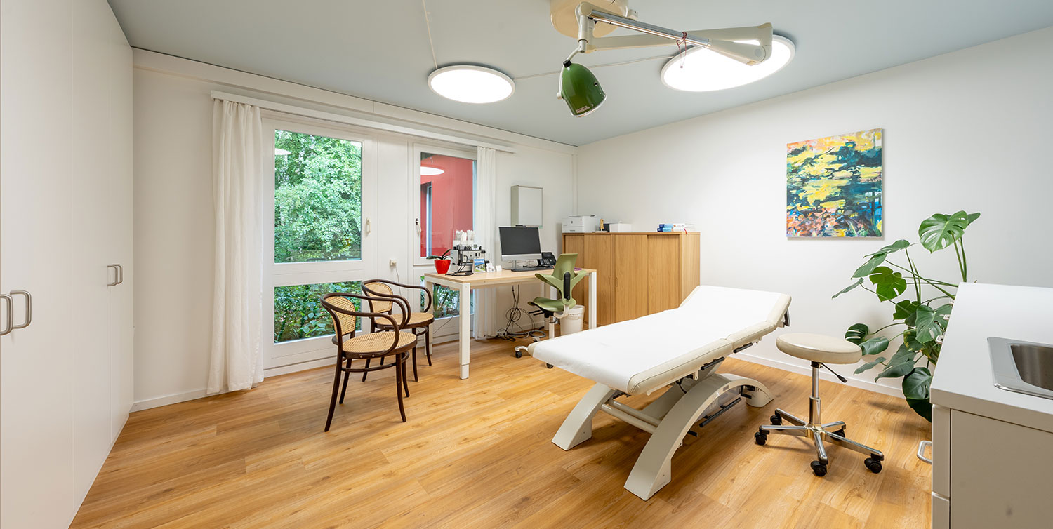 Behandlungszimmer Hausarztpraxis Pfäffikon ZH