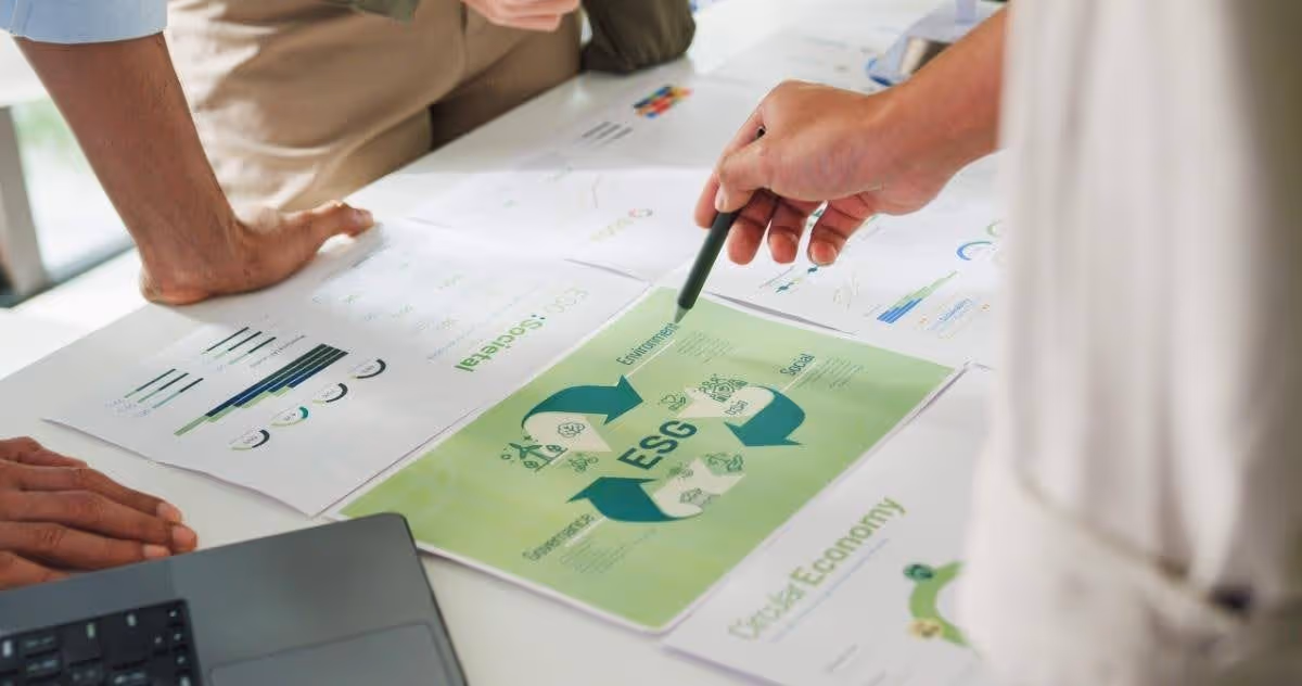 ESG risk score: What it is and how to work with it