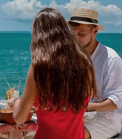 Dégustation gastronomique et bar à cocktails à La Toubana Hôtel & Spa, hôtel 5 étoiles aux Caraïbes.