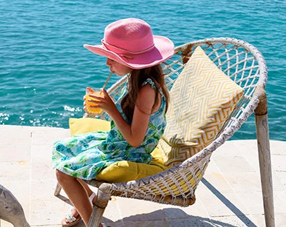 Service de baby-sitting proposé par La Toubana Hôtel & Spa, tranquillité et bien-être en famille en Guadeloupe.