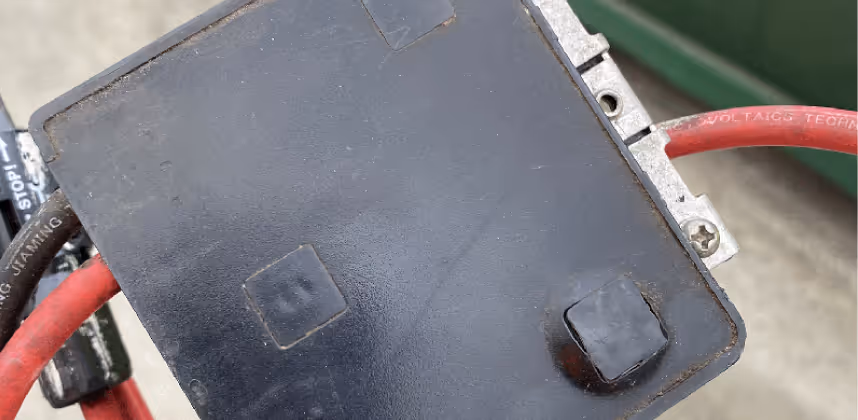 A rapid shutdown PV device