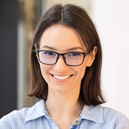 brown hair woman wearing glasses