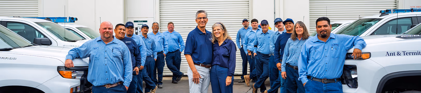 harbor pest control owners and team