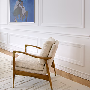 Boiserie French Molding in Modern Living Room.