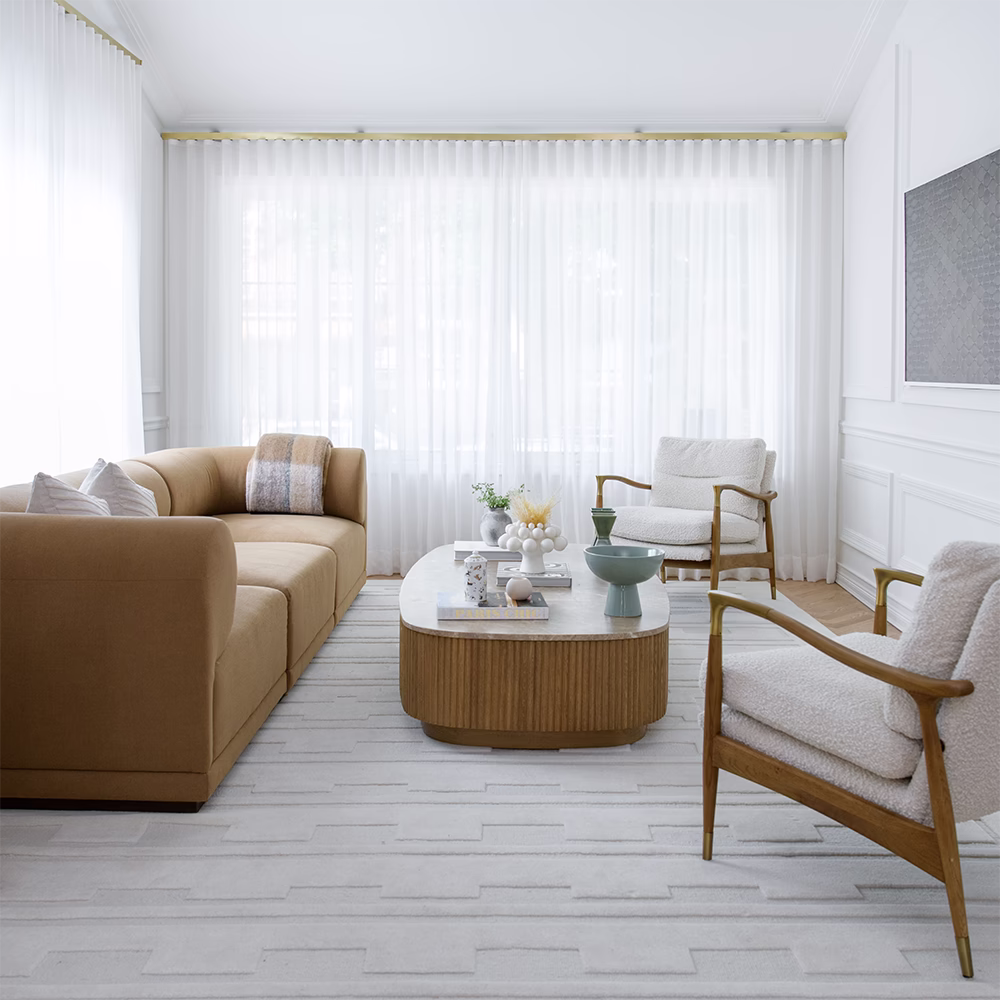 Bright Living Room Treatment.