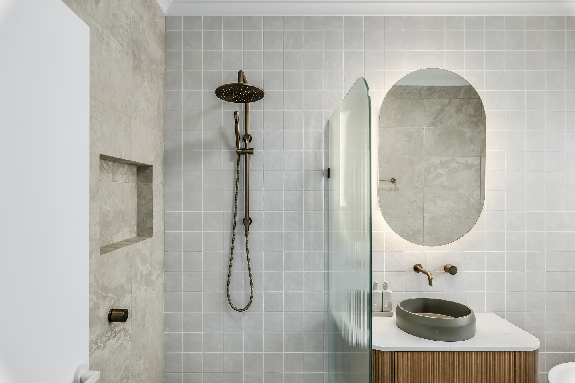 Finished bathroom, Jennifer Avenue Bellevue Heights