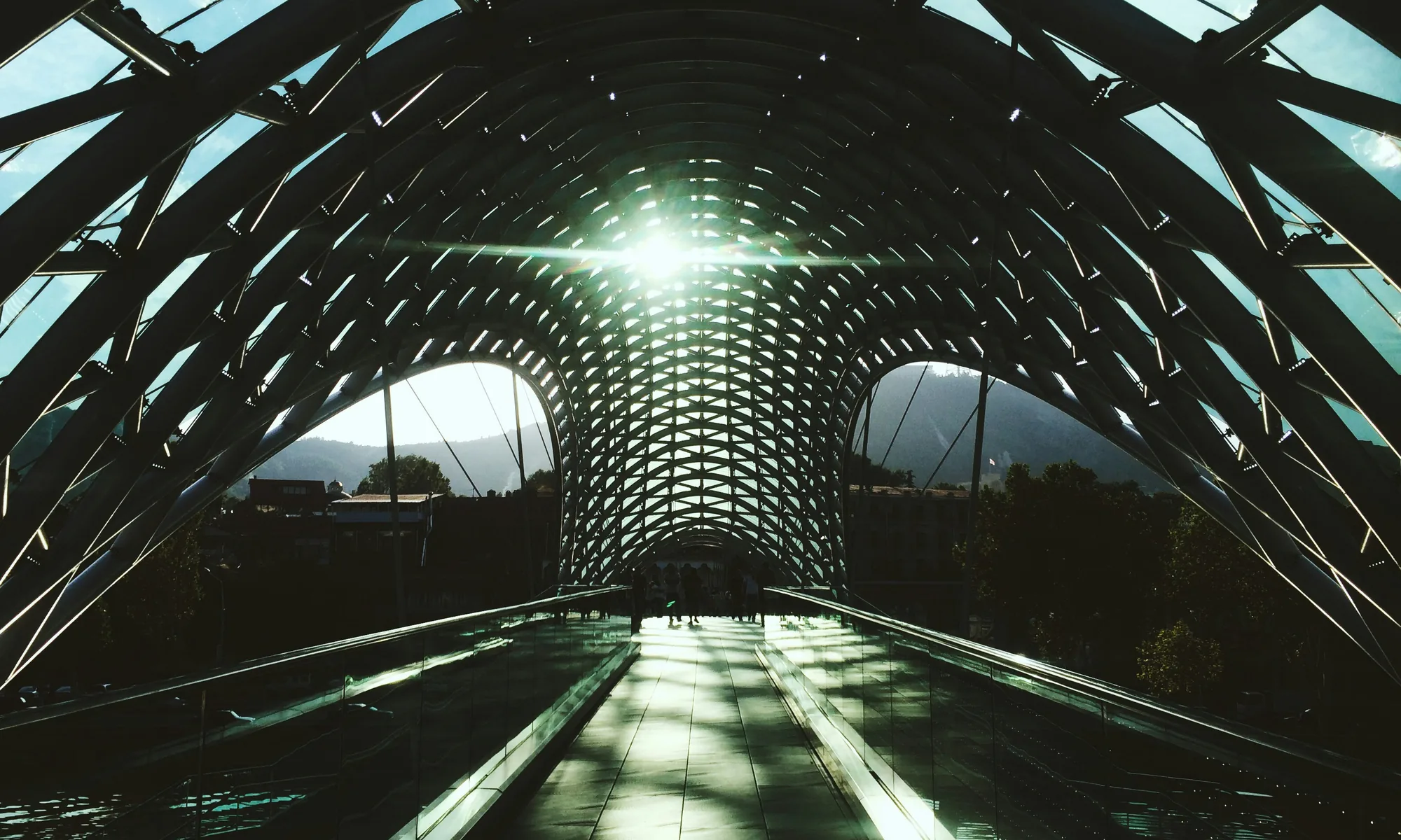 Building the Bridge: What Digital Finance Offers Traditional Investors