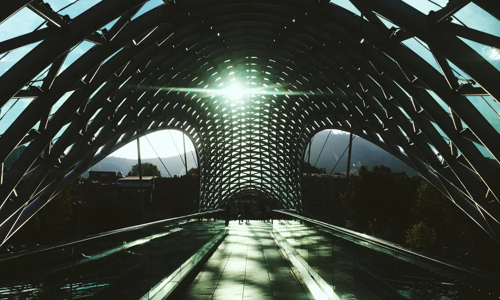 Building the Bridge: What Digital Finance Offers Traditional Investors
