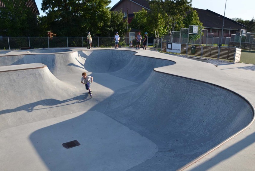 Bowl-skating!