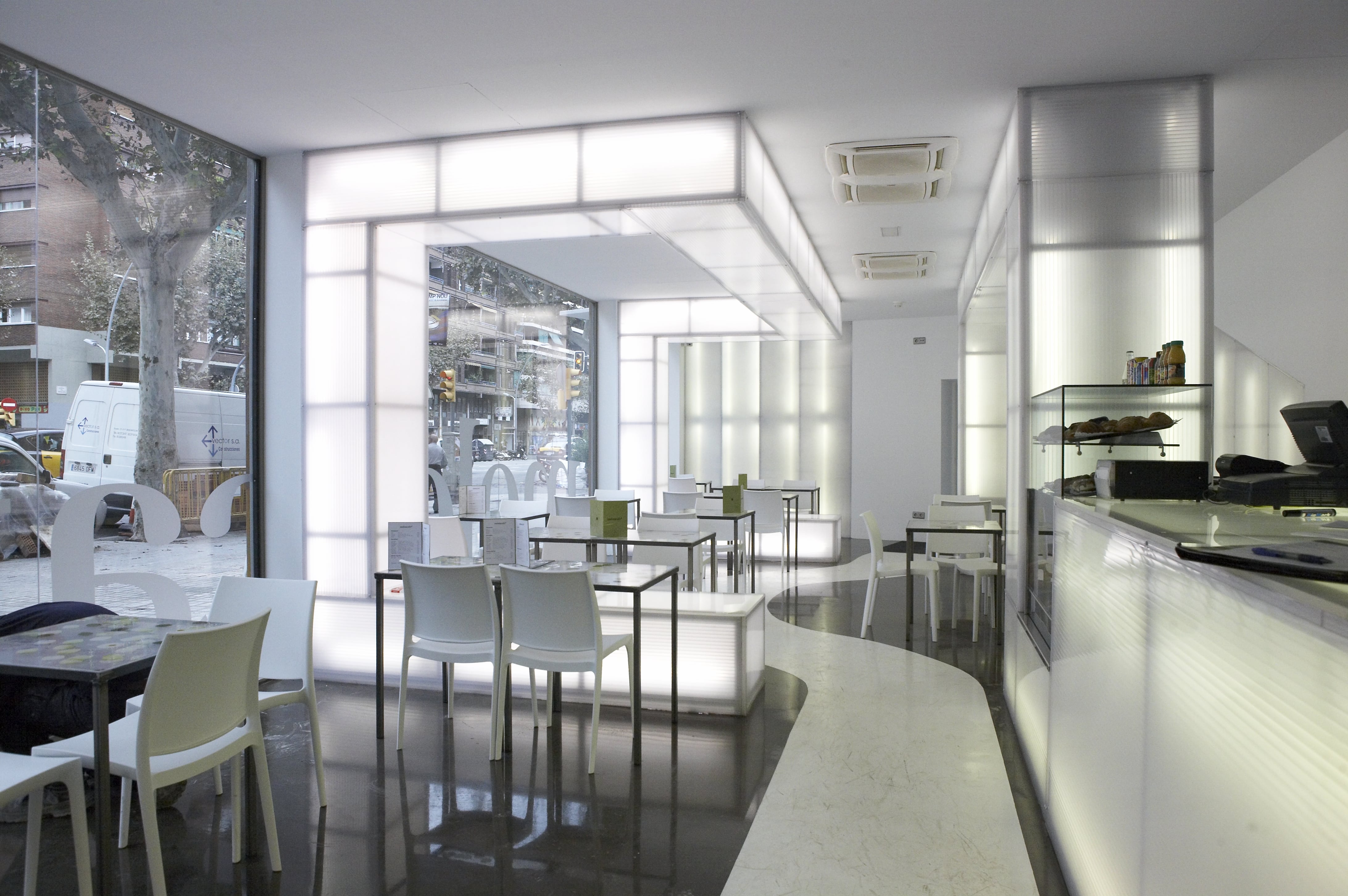 Sistemas (Policarbonato Celular) - Vivienda - Residencia Melon District (Barcelona)
