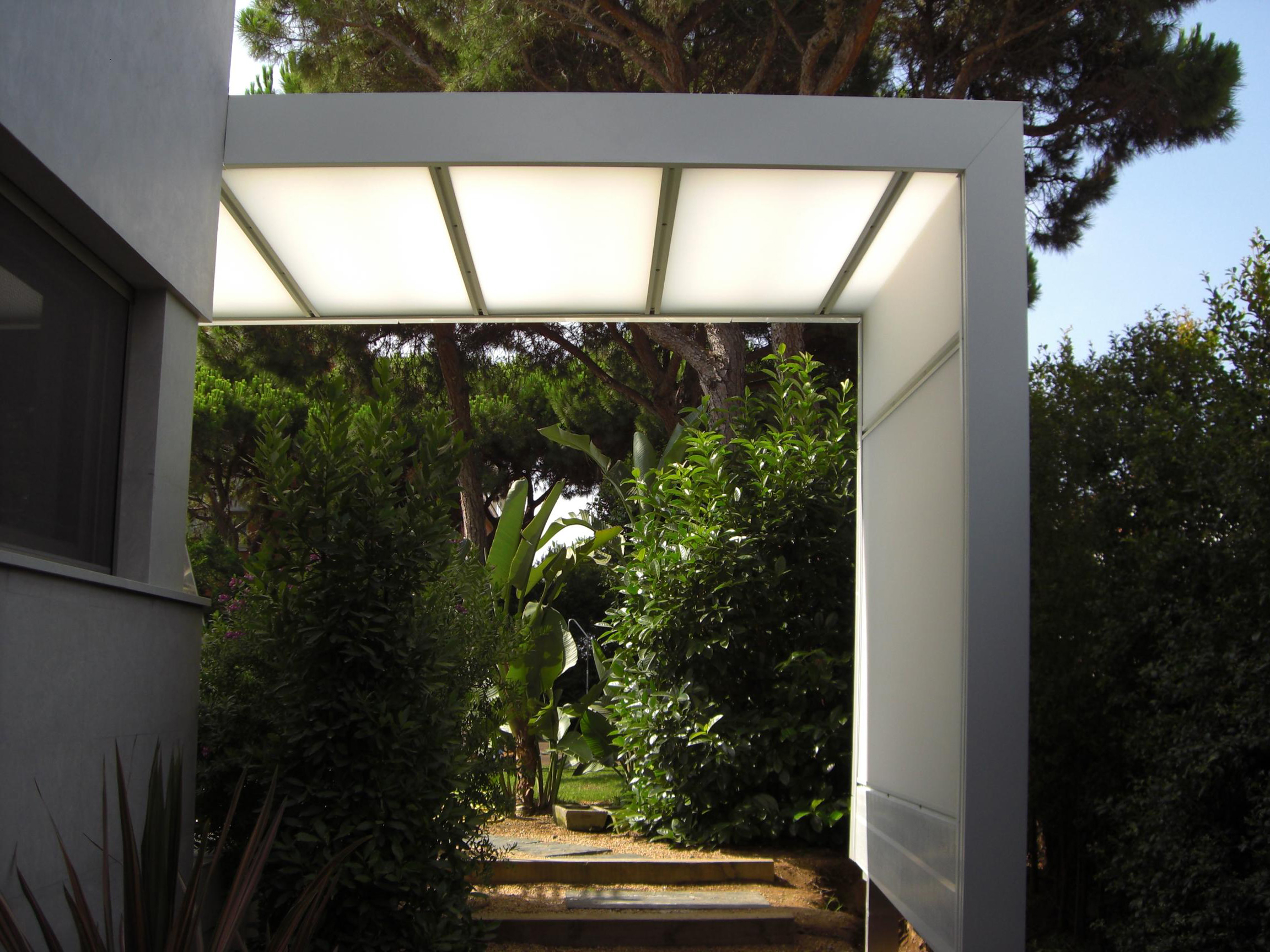 Policril - Interiorismo/Decoración - Marquesina (Gava Mar - Barcelona)