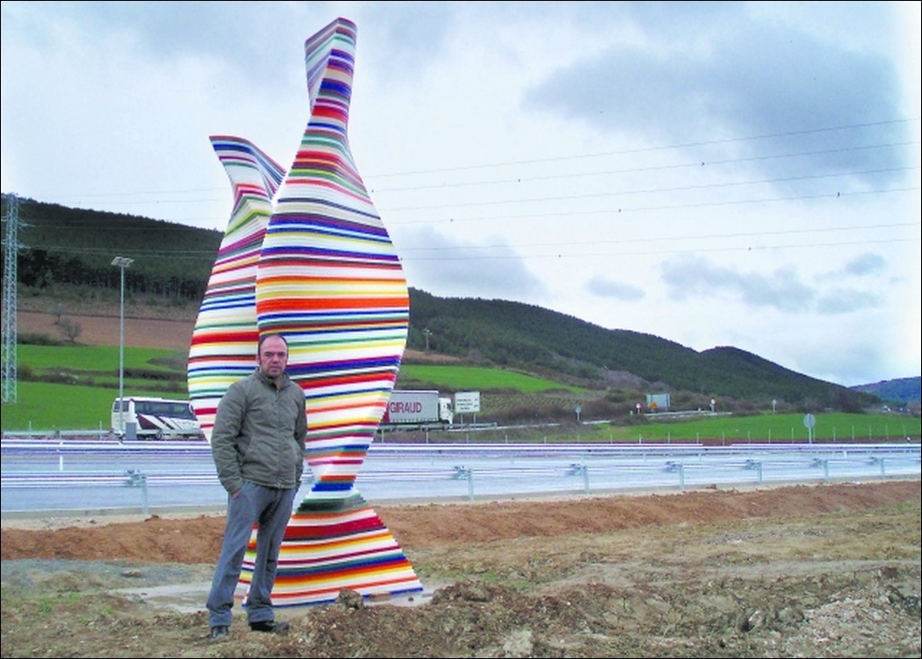 Policril - Arte - Esculturas-Mikel Okiñena