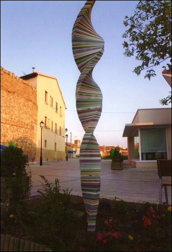 Policril - Arte - Esculturas-Mikel Okiñena