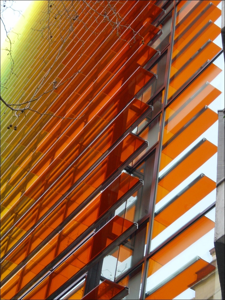 Policril - Interiorismo/Decoración - Fachada Maestro Nicolau-Barcelona