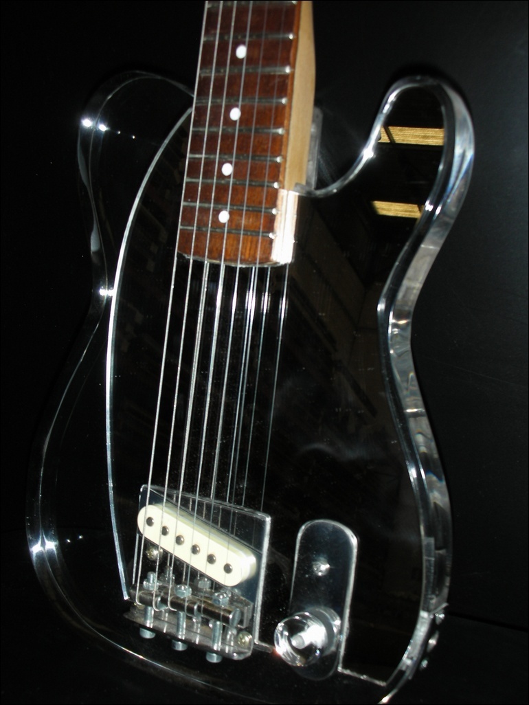 Policril - Arte - Instrumentos musicales