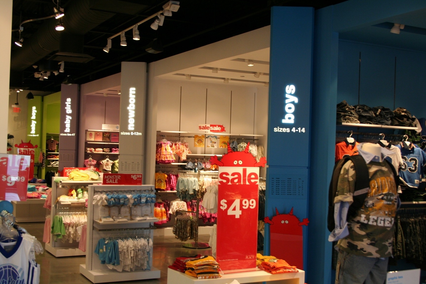 Kydex - Rótulos/Señalética - Retail Fixtures 