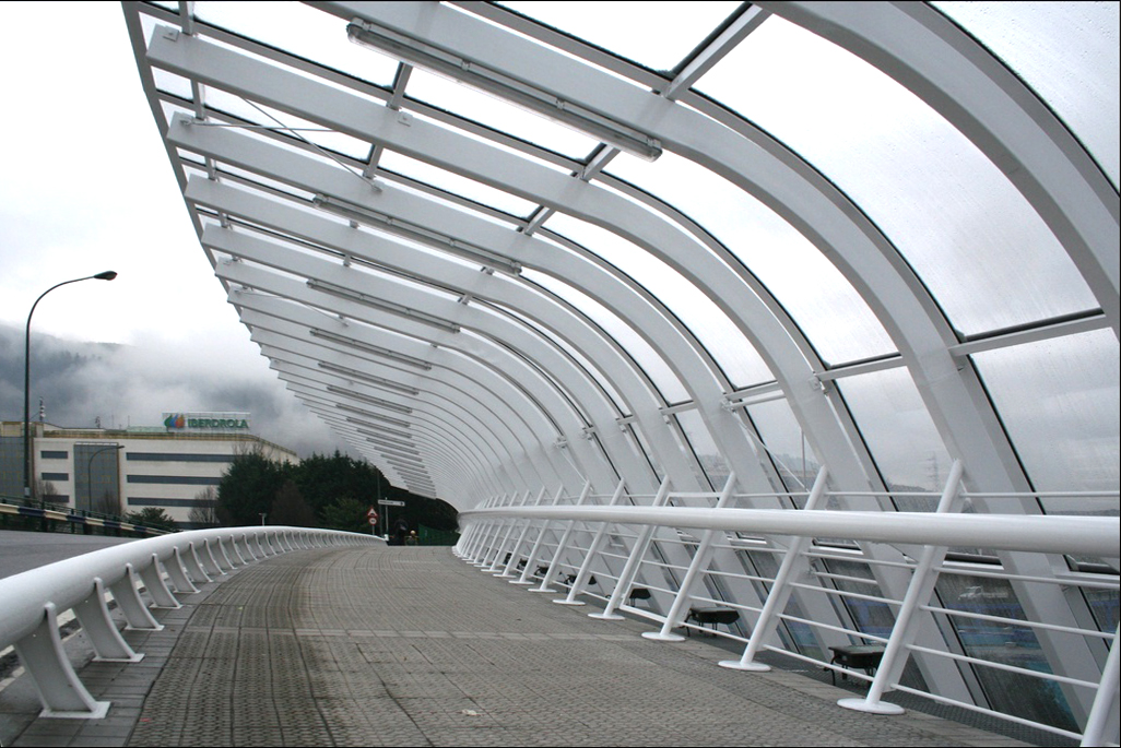 Policarbonato Compacto - Obra Pública - Pasarela Larraskitu (Bilbao)