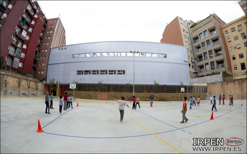 Sistemas (Policarbonato Celular) - Interiorismo/Decoración - CEIP Els Llorers (Barcelona)