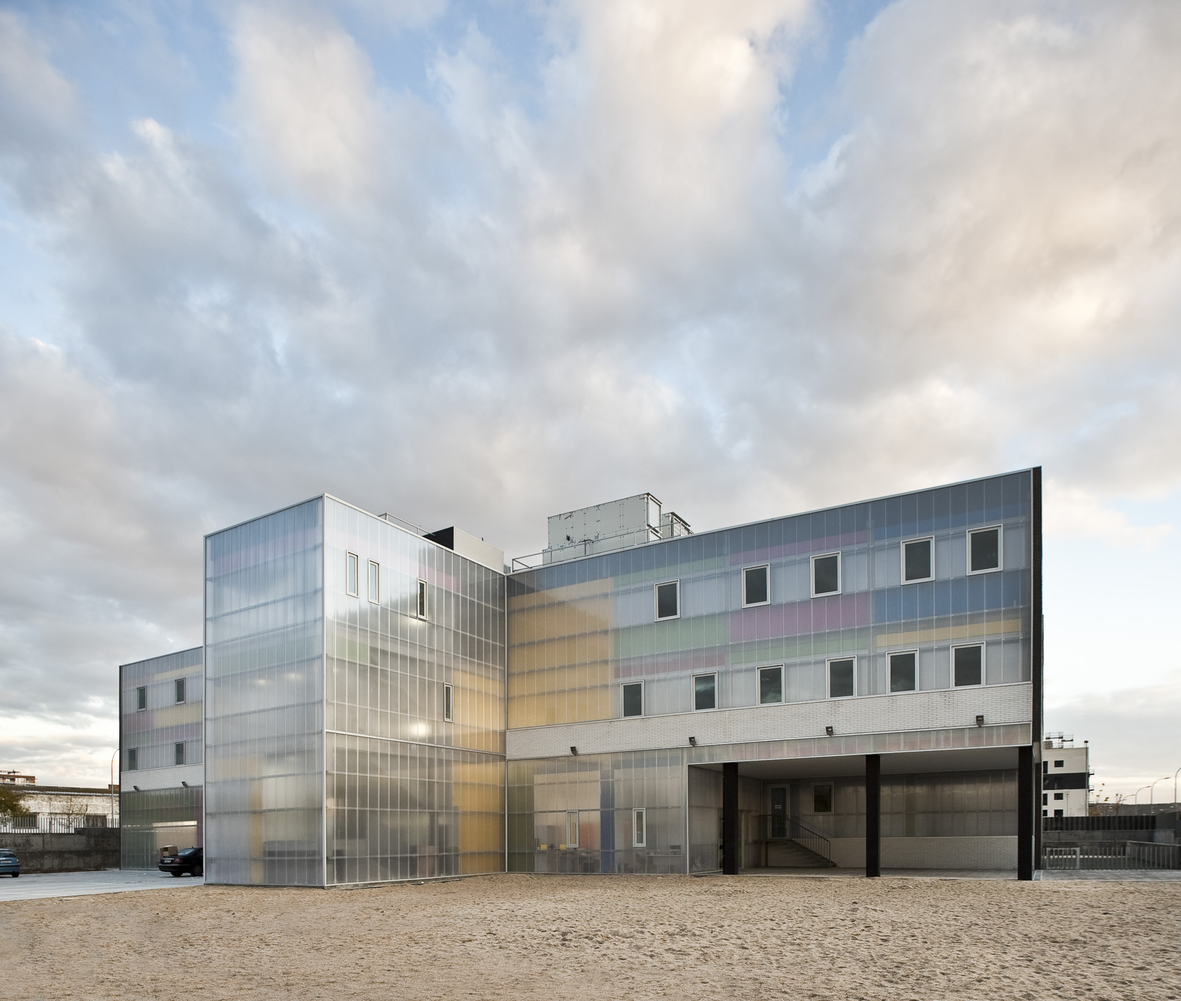 Sistemas (Policarbonato Celular) - Centros Educativos - Colegio San Juan Evangelista (Torrejón de Ardoz)