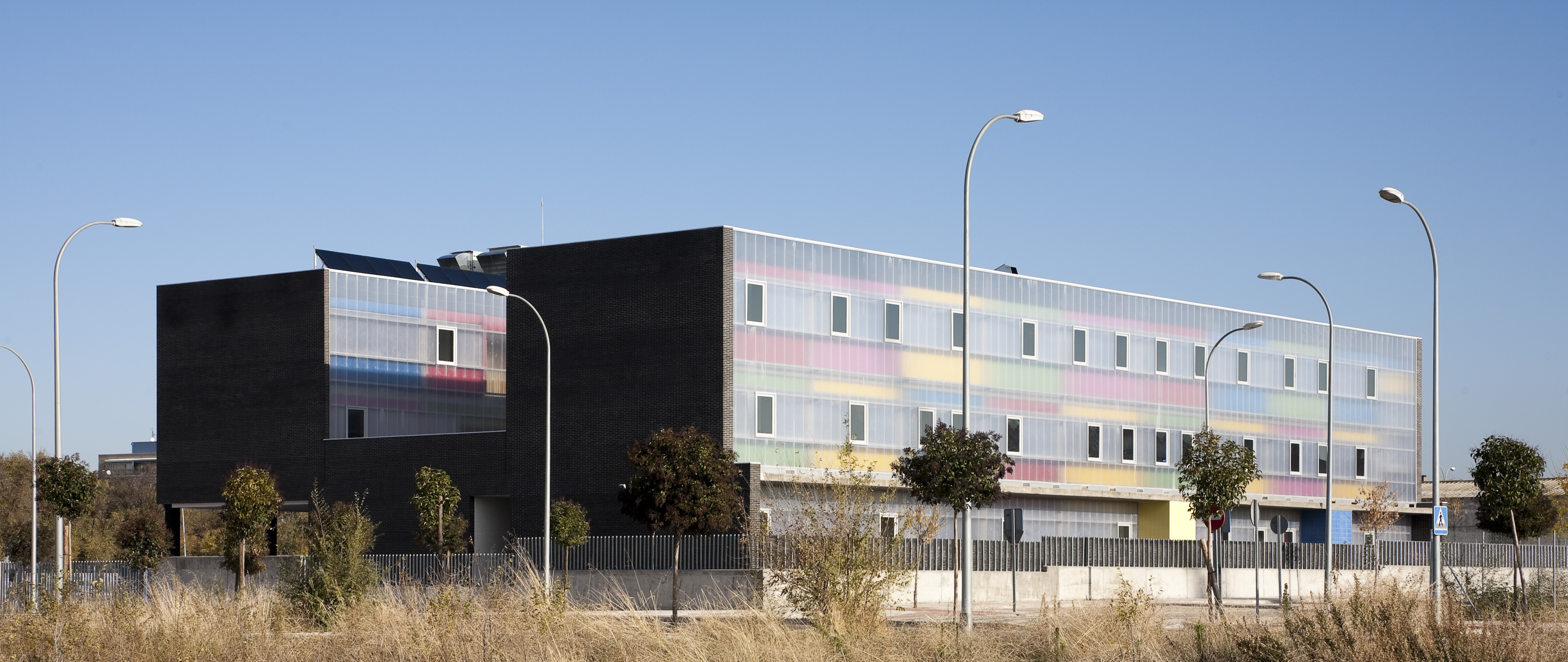 Sistemas (Policarbonato Celular) - Centros Educativos - Colegio San Juan Evangelista (Torrejón de Ardoz)