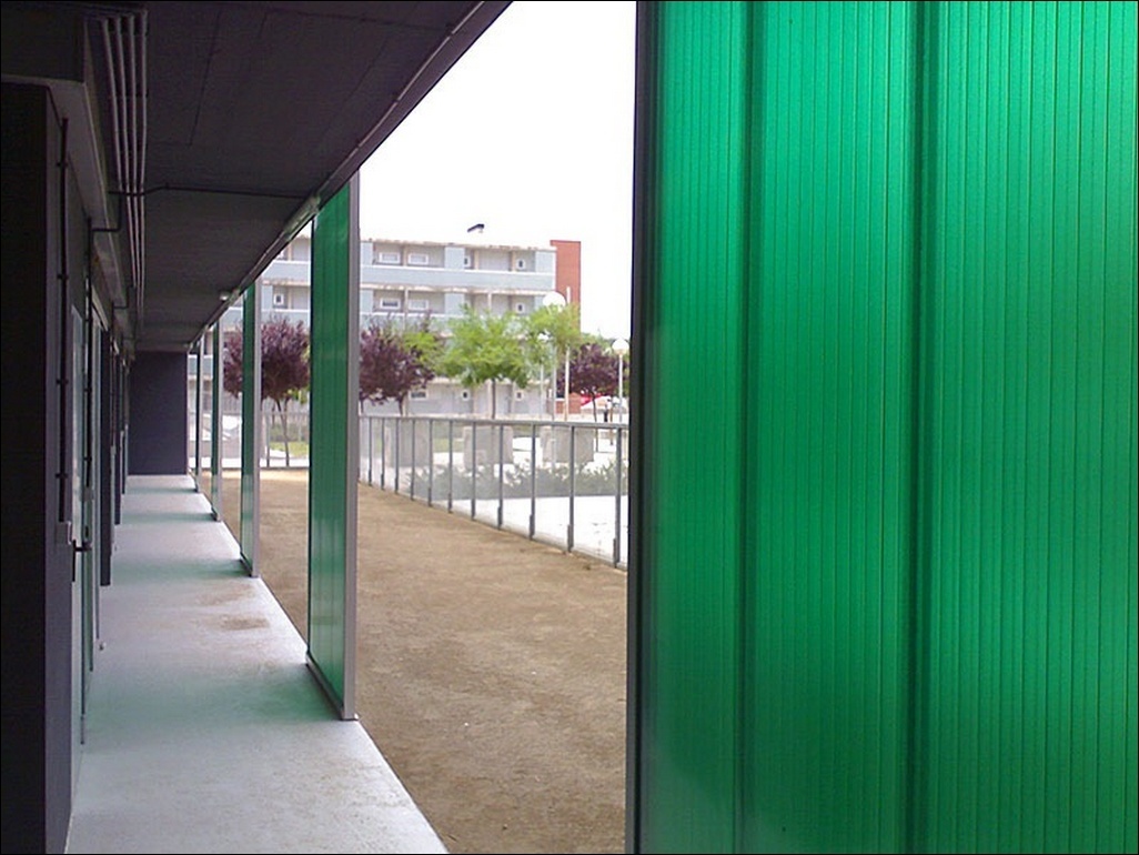 Sistemas (Policarbonato Celular) - Vivienda - Edificio Viviendas (Lleida)
