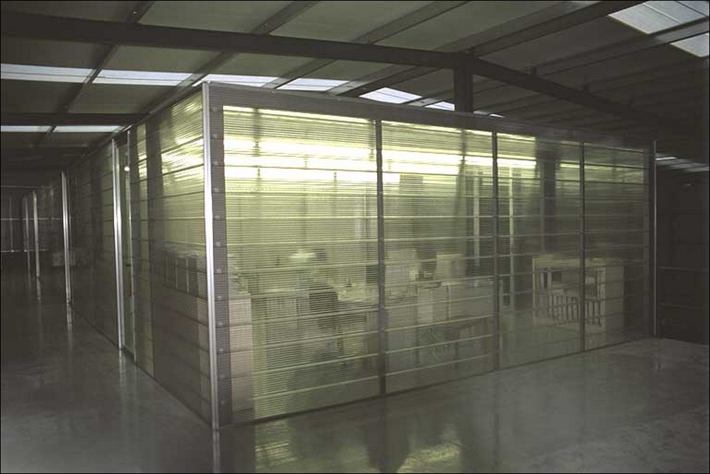 Sistemas (Policarbonato Celular) - Obra Privada - Oficinas Ferrer Dalmau