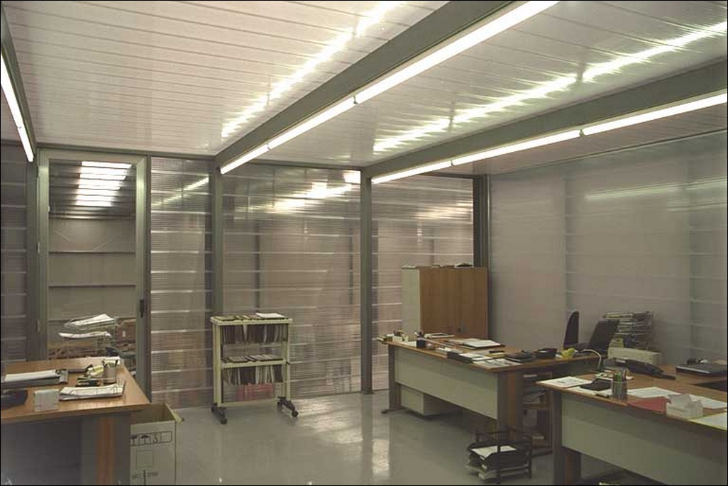 Sistemas (Policarbonato Celular) - Obra Privada - Oficinas Ferrer Dalmau