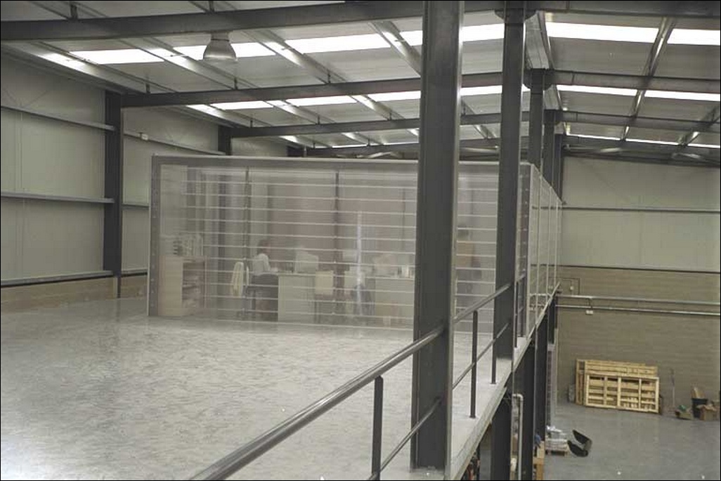 Sistemas (Policarbonato Celular) - Obra Privada - Oficinas Ferrer Dalmau